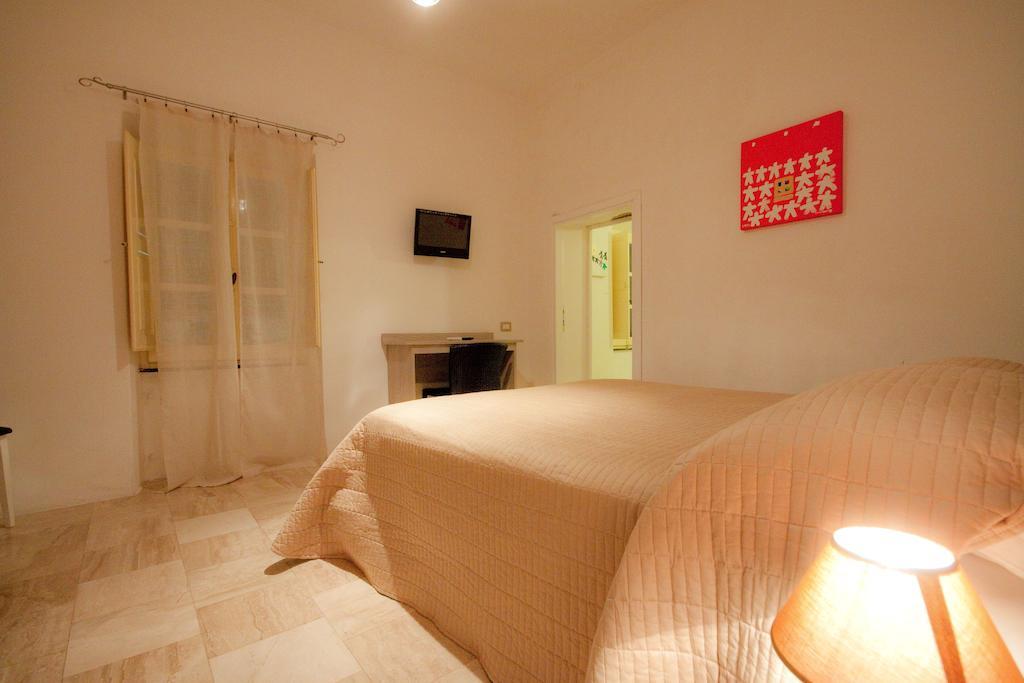 La Locanda Dell'Officina Olbia Szoba fotó